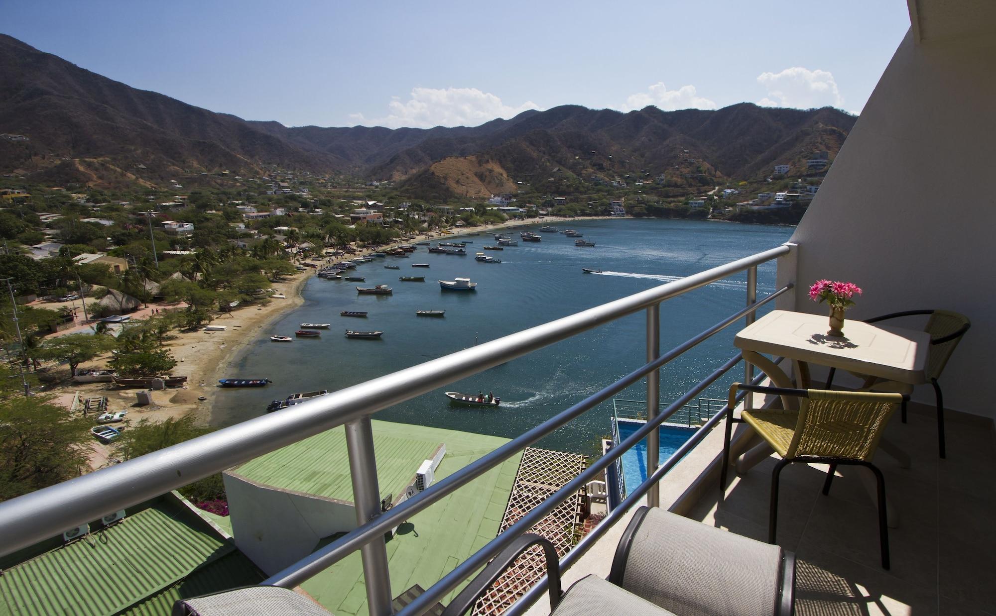 Hotel Bahia Таганга Экстерьер фото