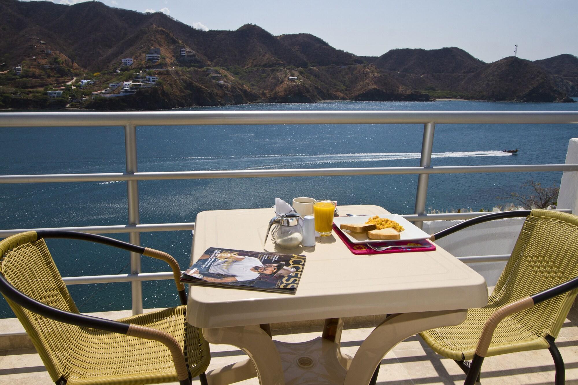 Hotel Bahia Таганга Экстерьер фото