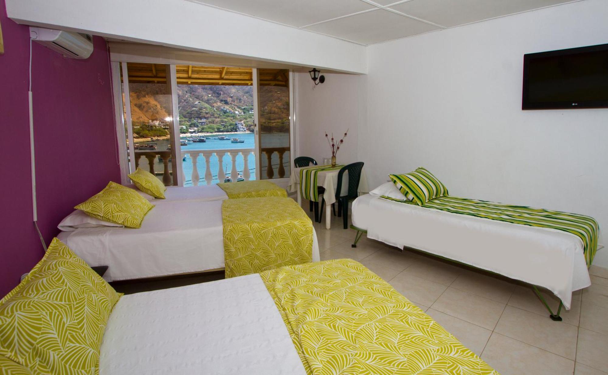 Hotel Bahia Таганга Экстерьер фото