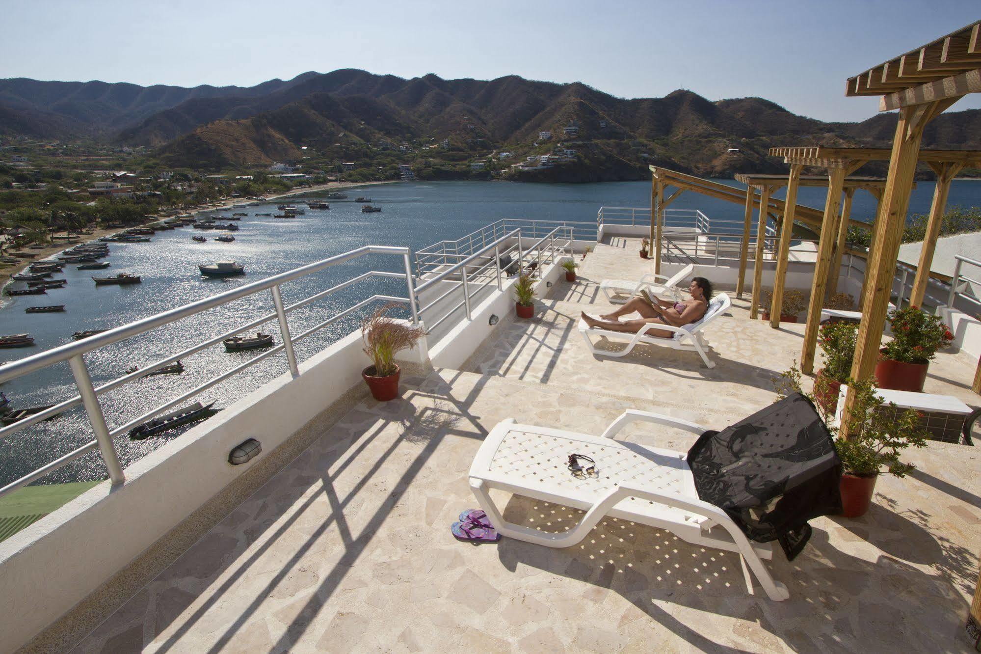 Hotel Bahia Таганга Экстерьер фото